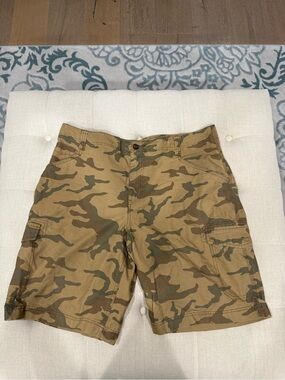 Field & Stream Men's Camo Cargo Shorts - Tan & Green